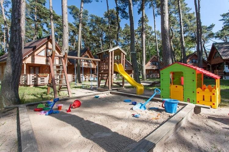 Spacious Holiday Homes Near The Beach In Pobierowo Extérieur photo